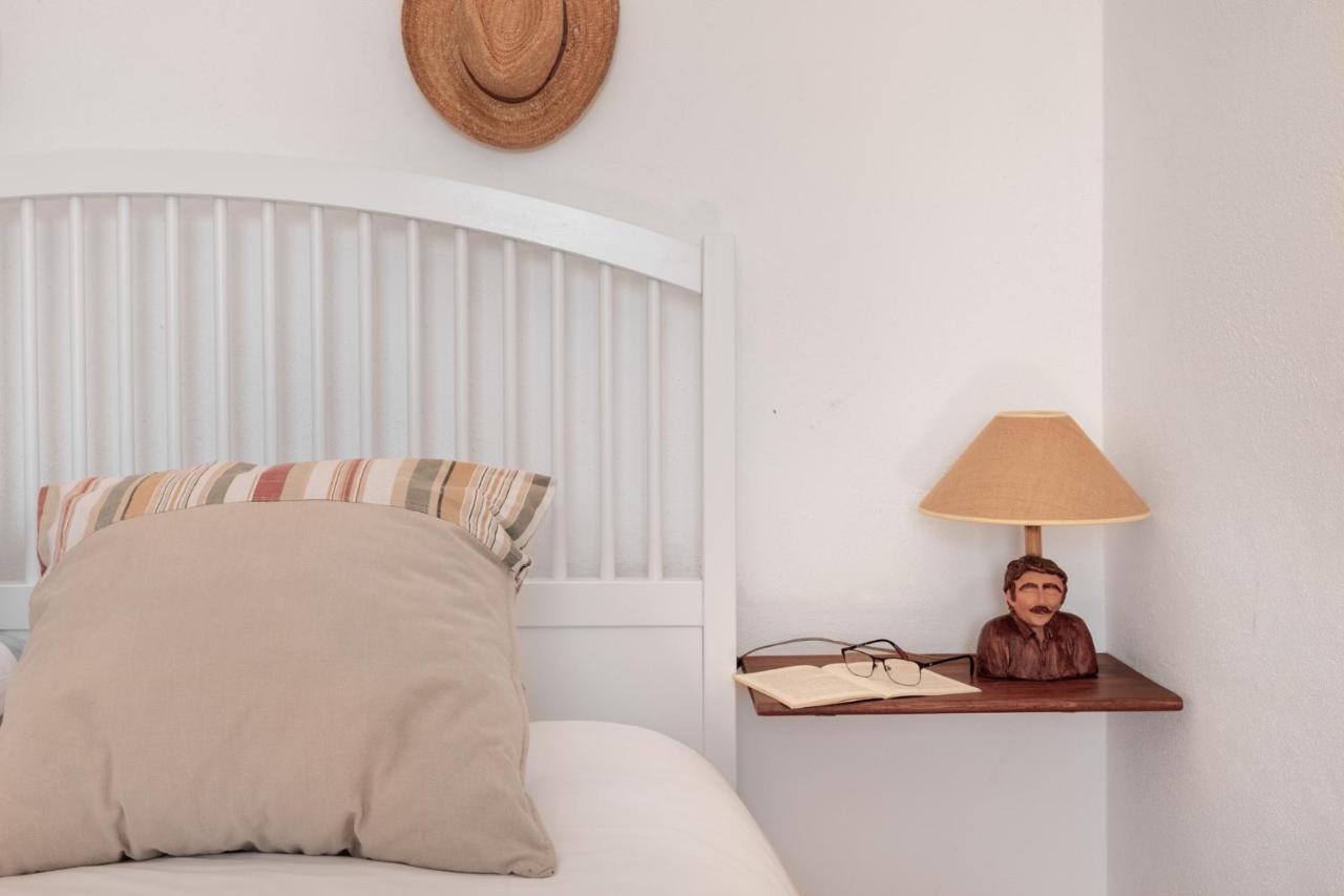 Joivy 3-Br Cottage With Terrace And Garden In Colares 신트라 외부 사진