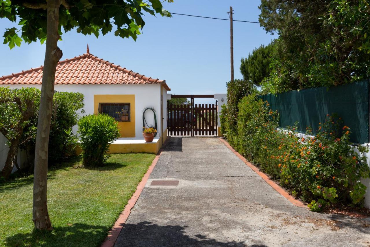 Joivy 3-Br Cottage With Terrace And Garden In Colares 신트라 외부 사진