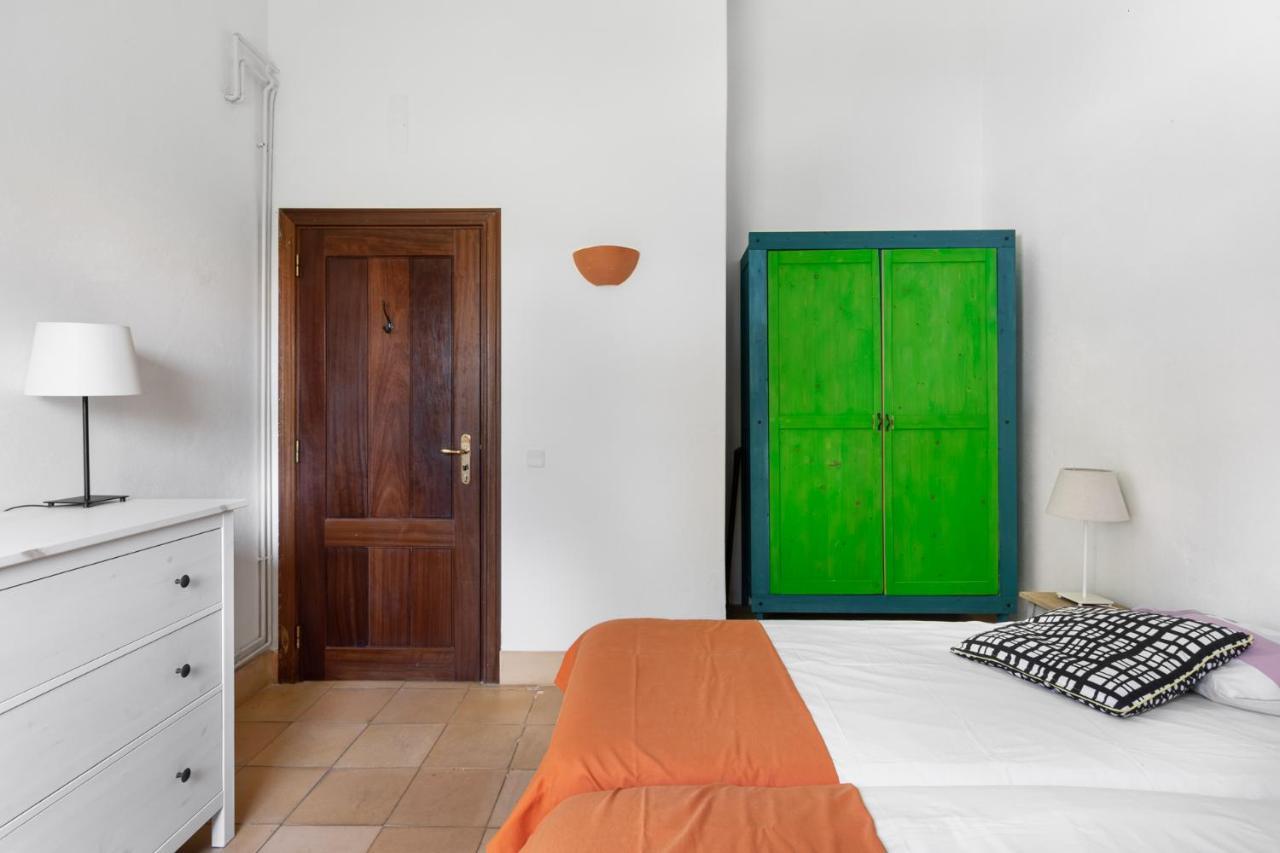 Joivy 3-Br Cottage With Terrace And Garden In Colares 신트라 외부 사진