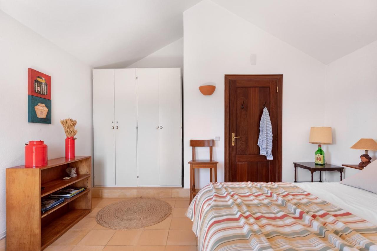 Joivy 3-Br Cottage With Terrace And Garden In Colares 신트라 외부 사진