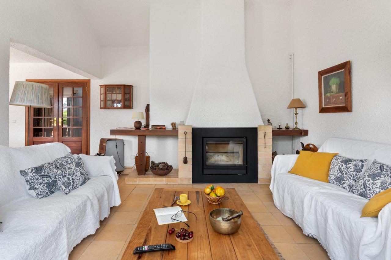 Joivy 3-Br Cottage With Terrace And Garden In Colares 신트라 외부 사진